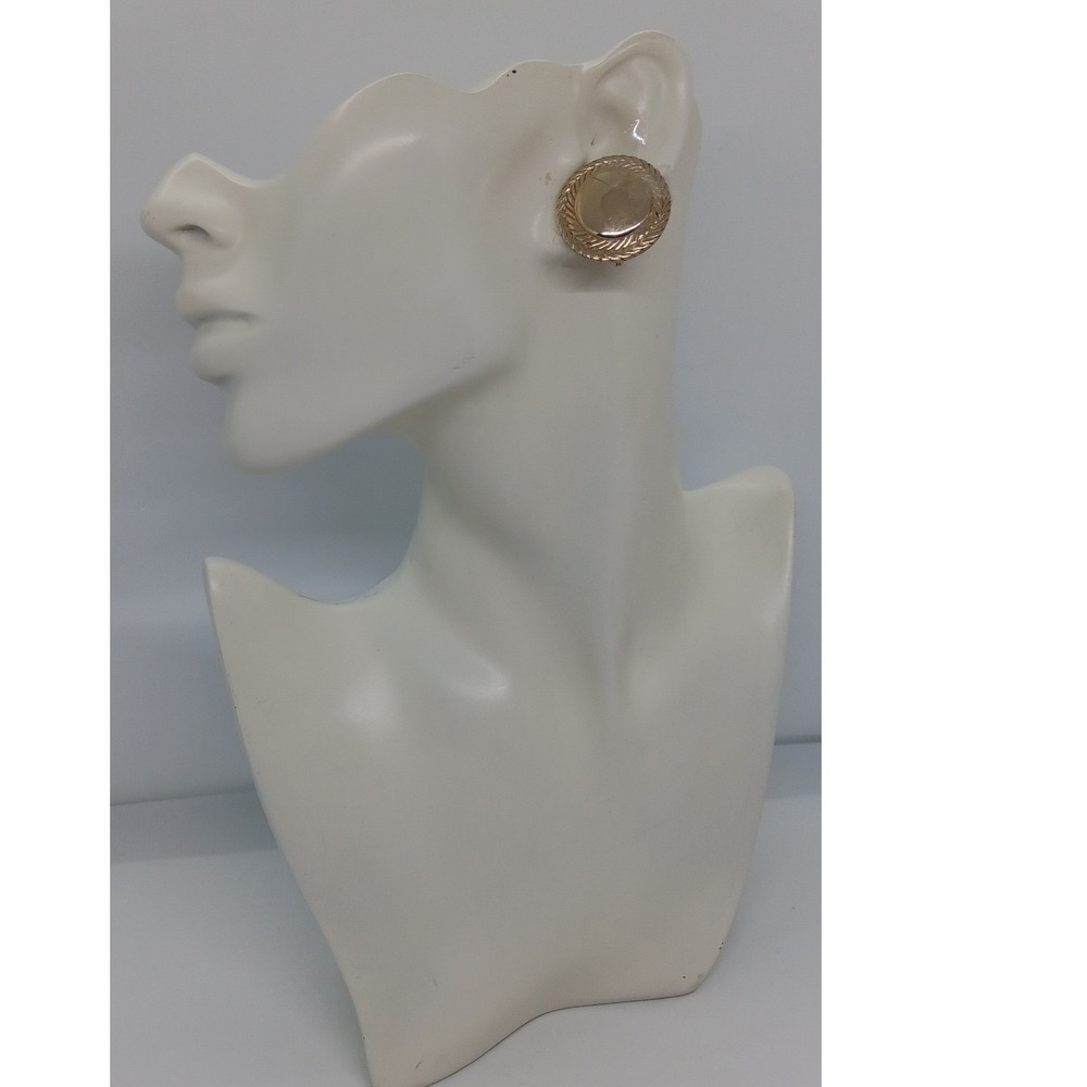 Monet Womens Grooved Gold Tone Round Clip‎ On Earrings Vintage Button Style #20